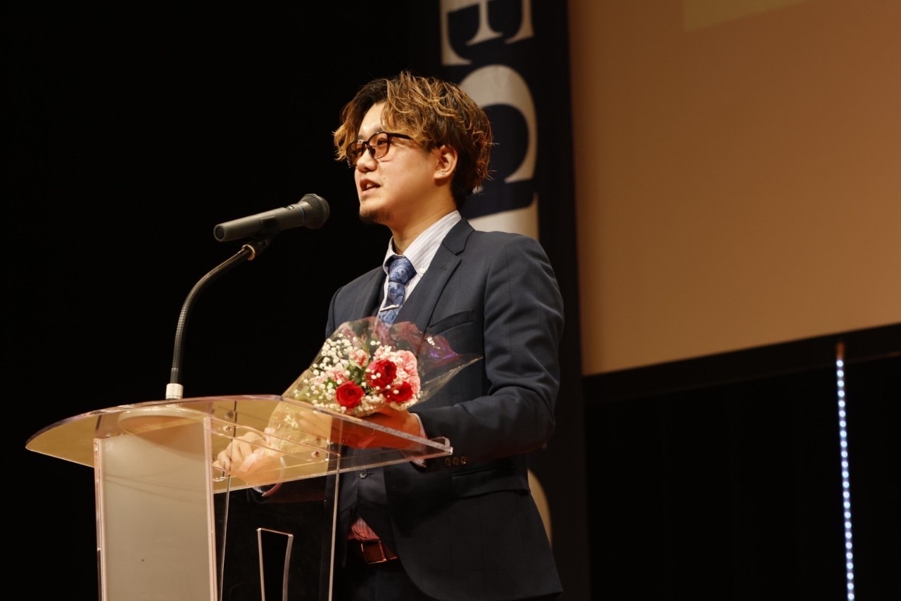 合同会社BuzzRevonG 代表 了馬元輝